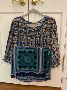 Pixi + Ivy Blouse
